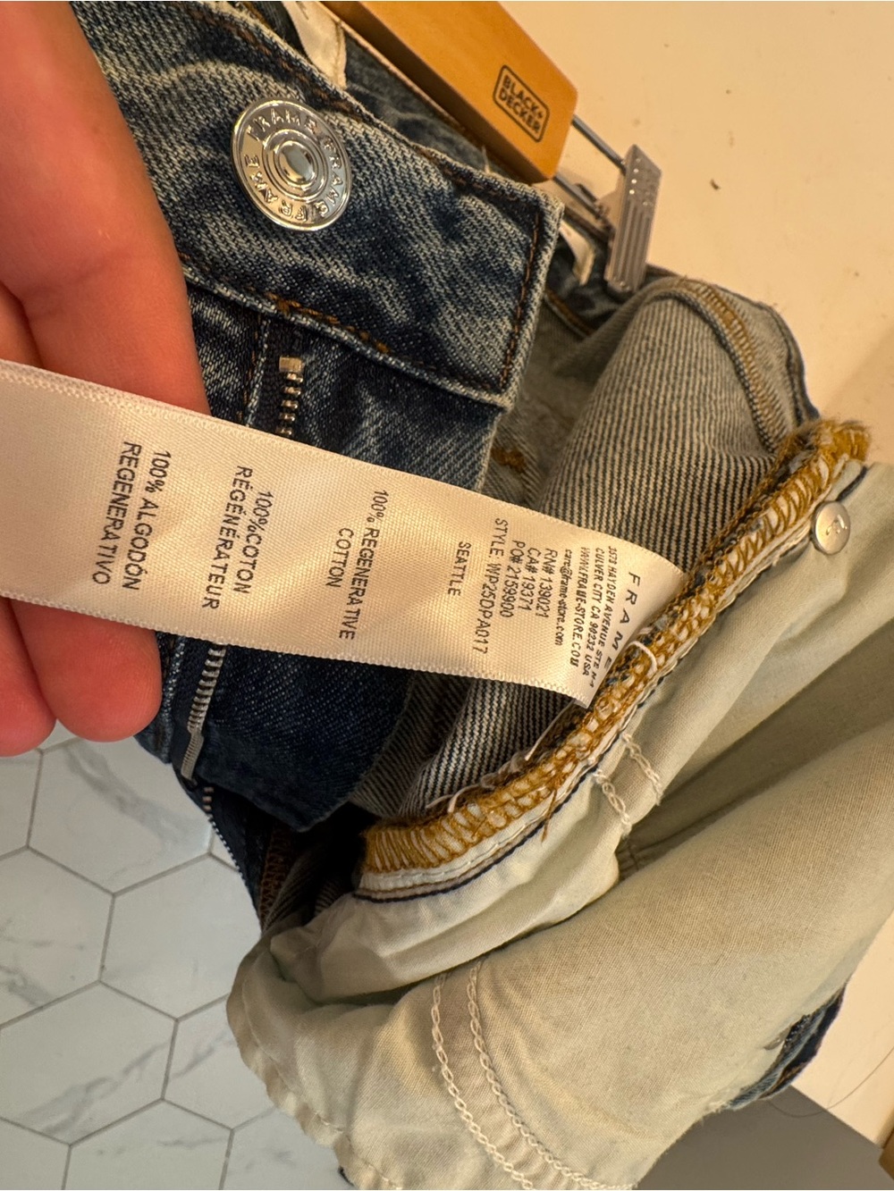 Frame Denim Light Blue Straight-Leg Jeans - Picture 7 of 11